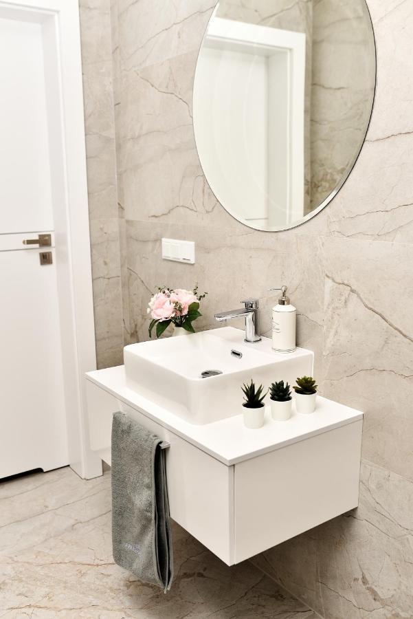 Vip Apartament Number 10 لوبلين المظهر الخارجي الصورة
